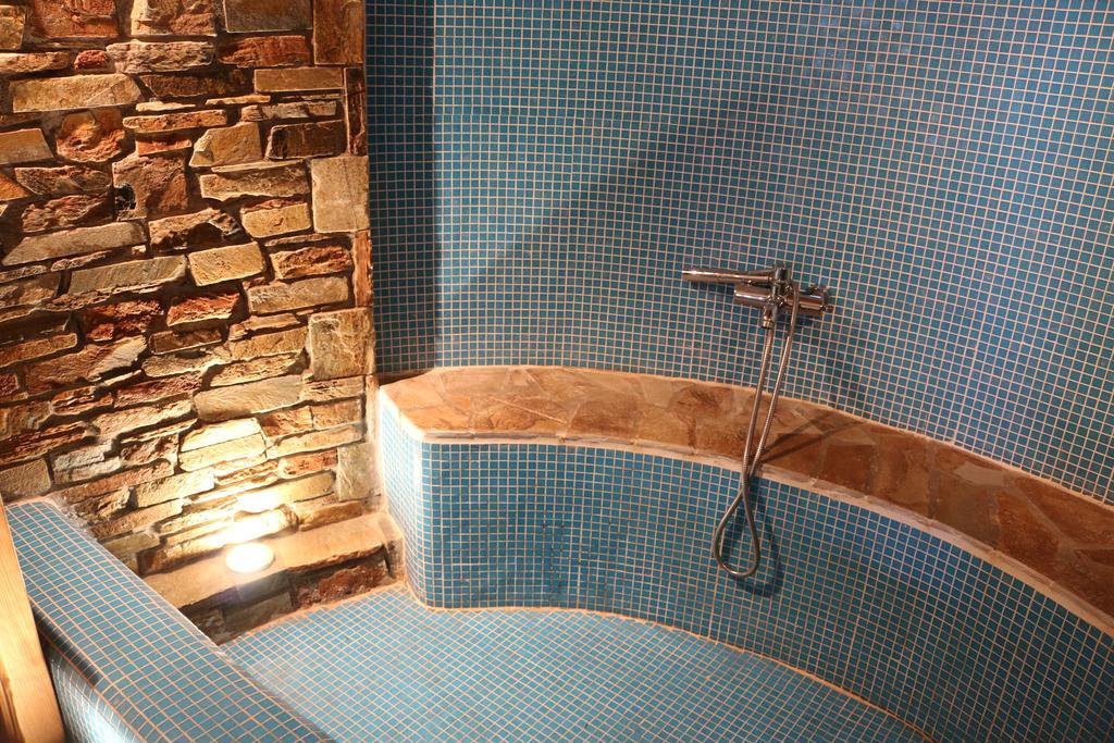 Efharis Beachfront Villa Platamonas Extérieur photo